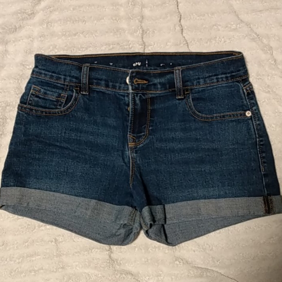 Jeans/jean shorts bundle - Picture 6 of 7